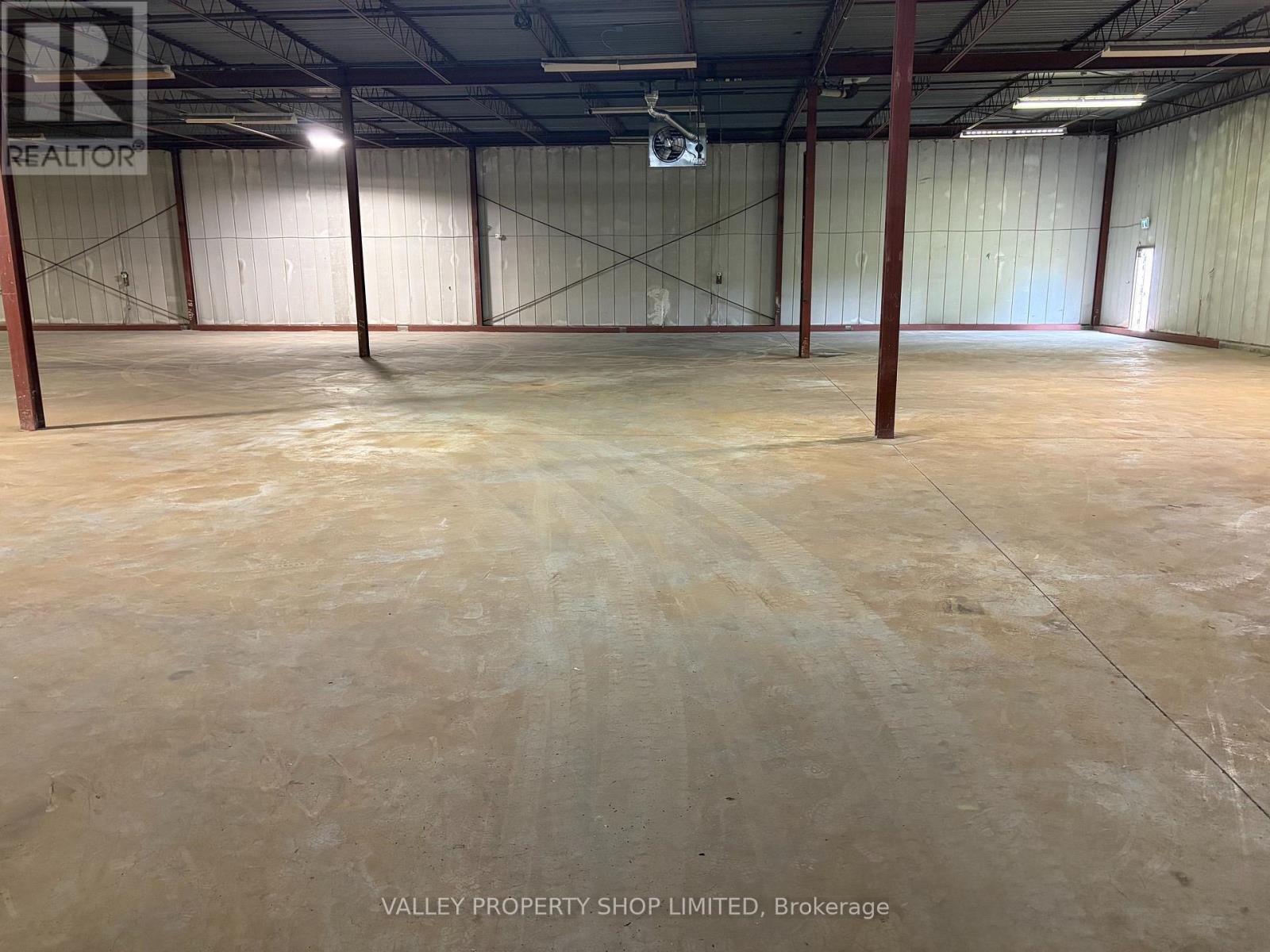 950 Mackay Street Property Photo 8