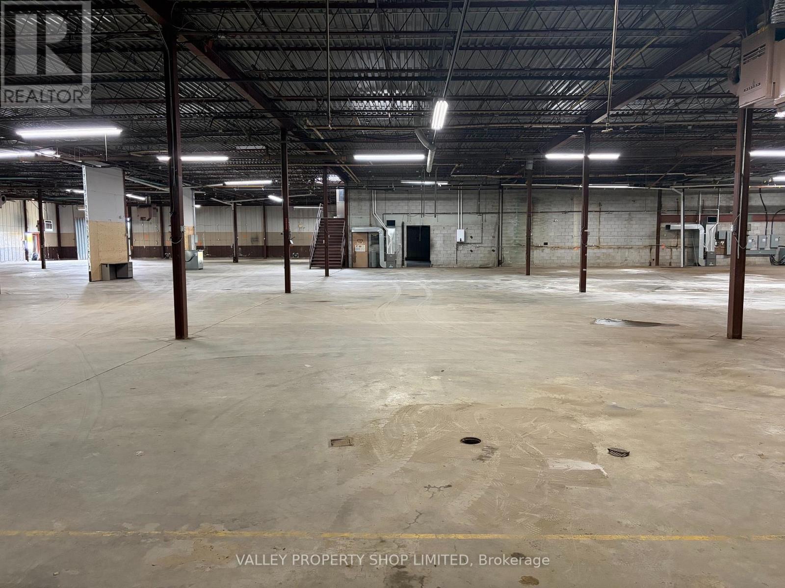 950 Mackay Street Property Photo 11