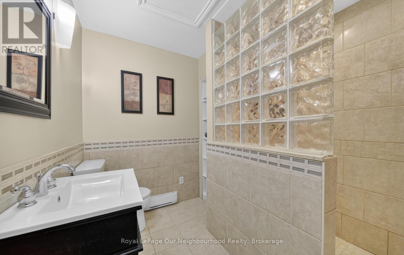 154 Collin Road Property Photo 22