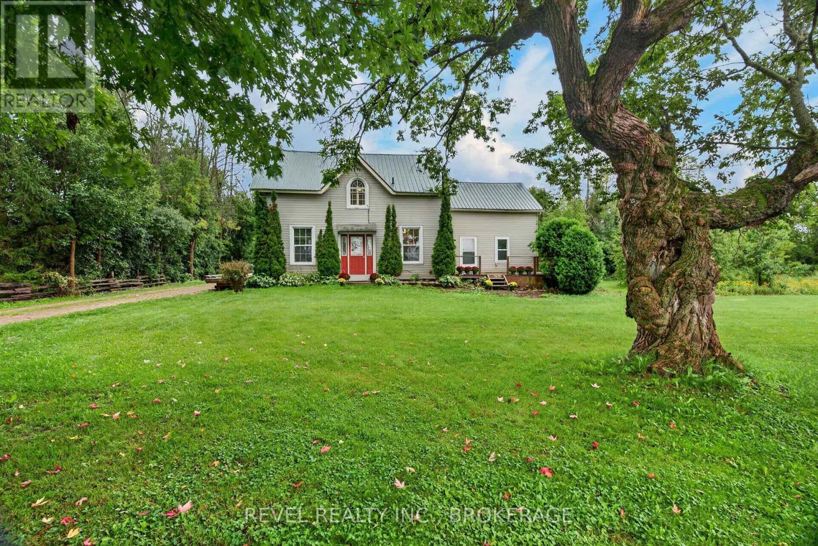 275 Haig Road Property Photo 2