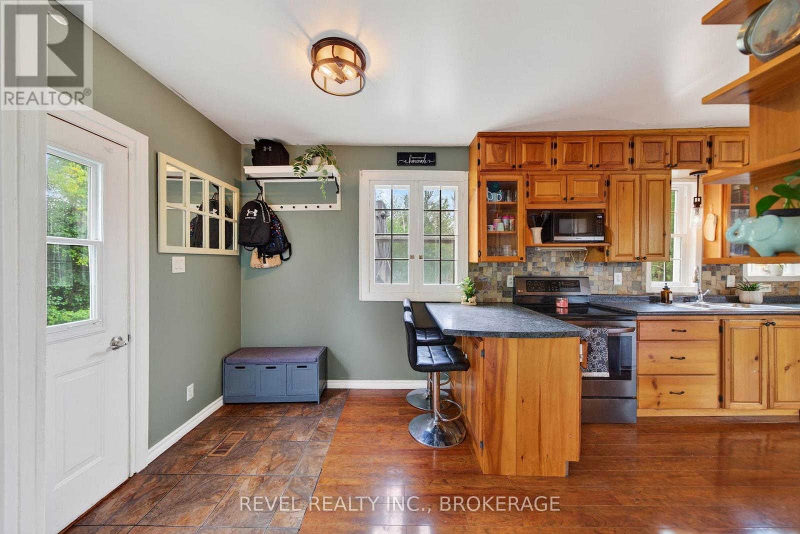 275 Haig Road Property Photo 8