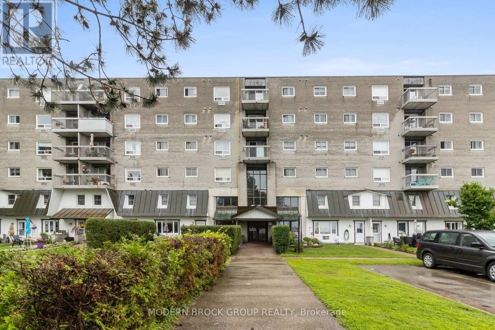 608 - 235 WATER STREET Property Photo 1