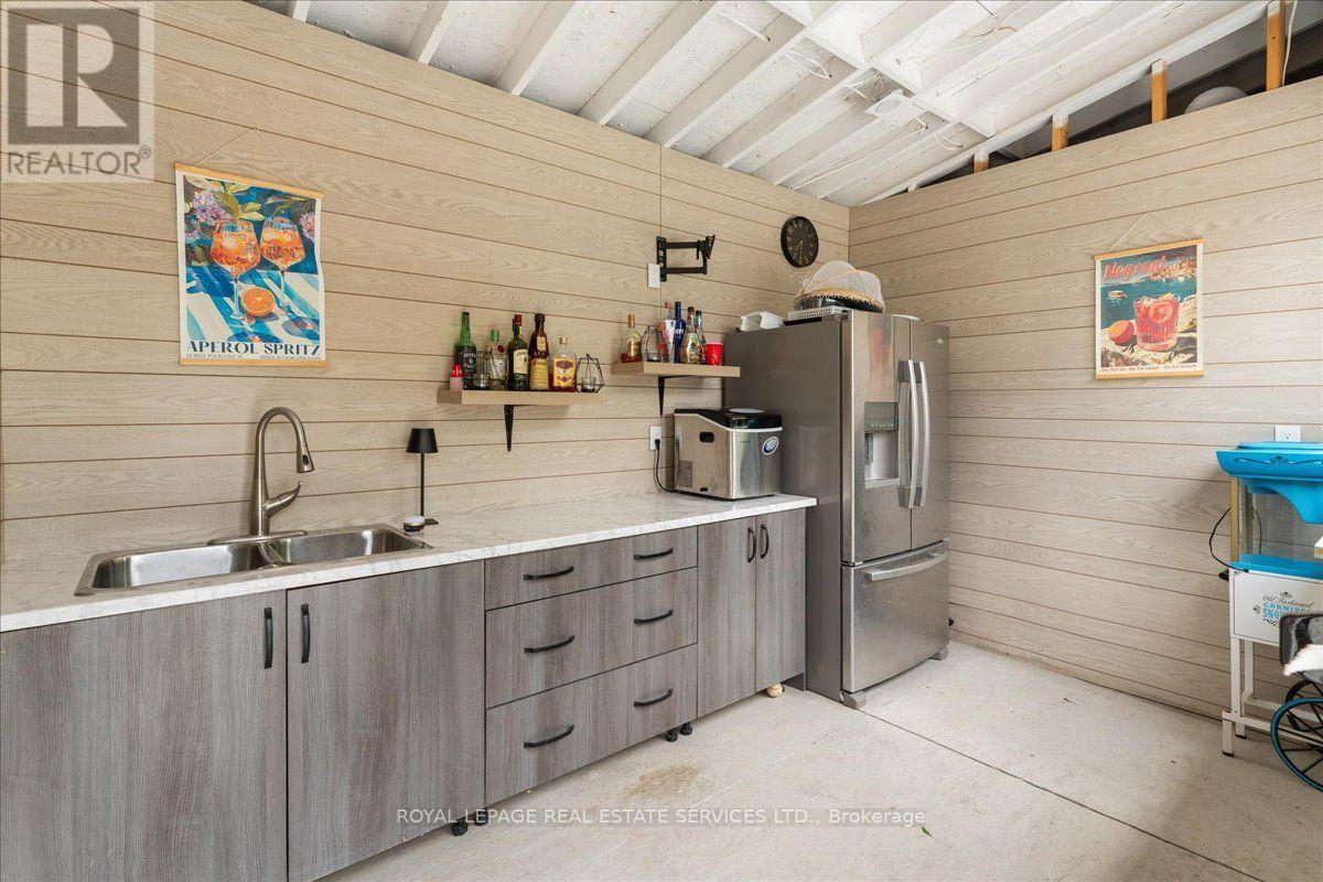 251 Aldercrest Avenue Property Photo 41
