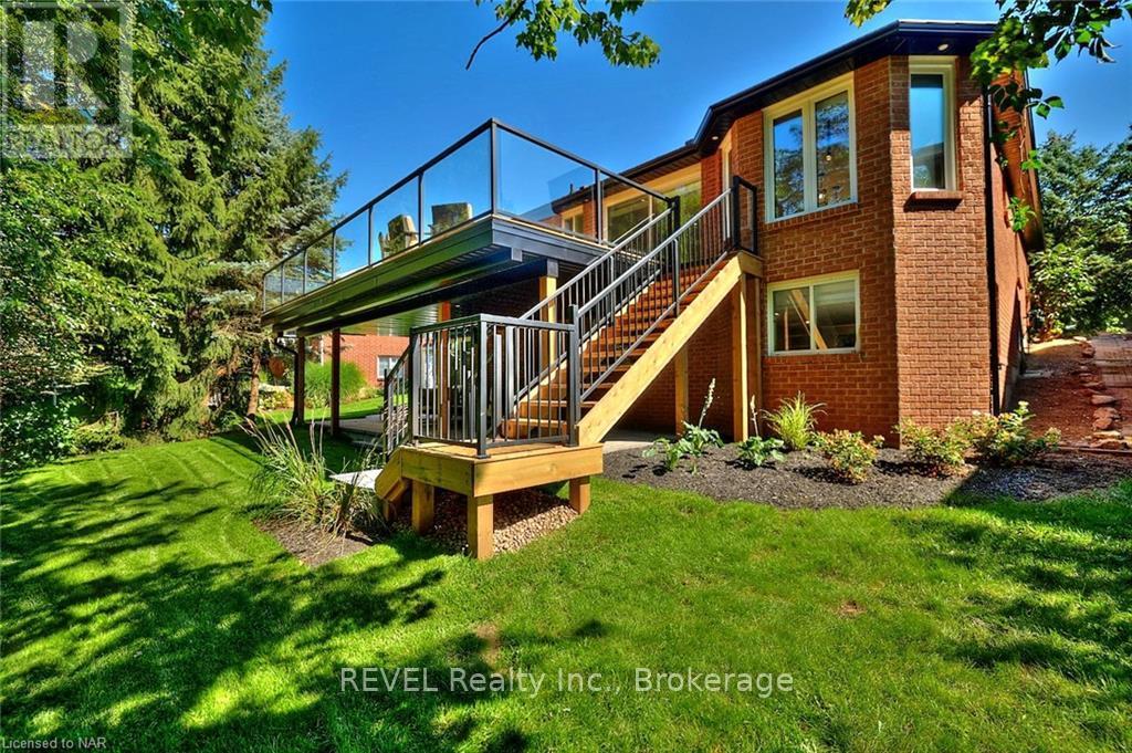 26 Oakridge Boulevard Property Photo 36