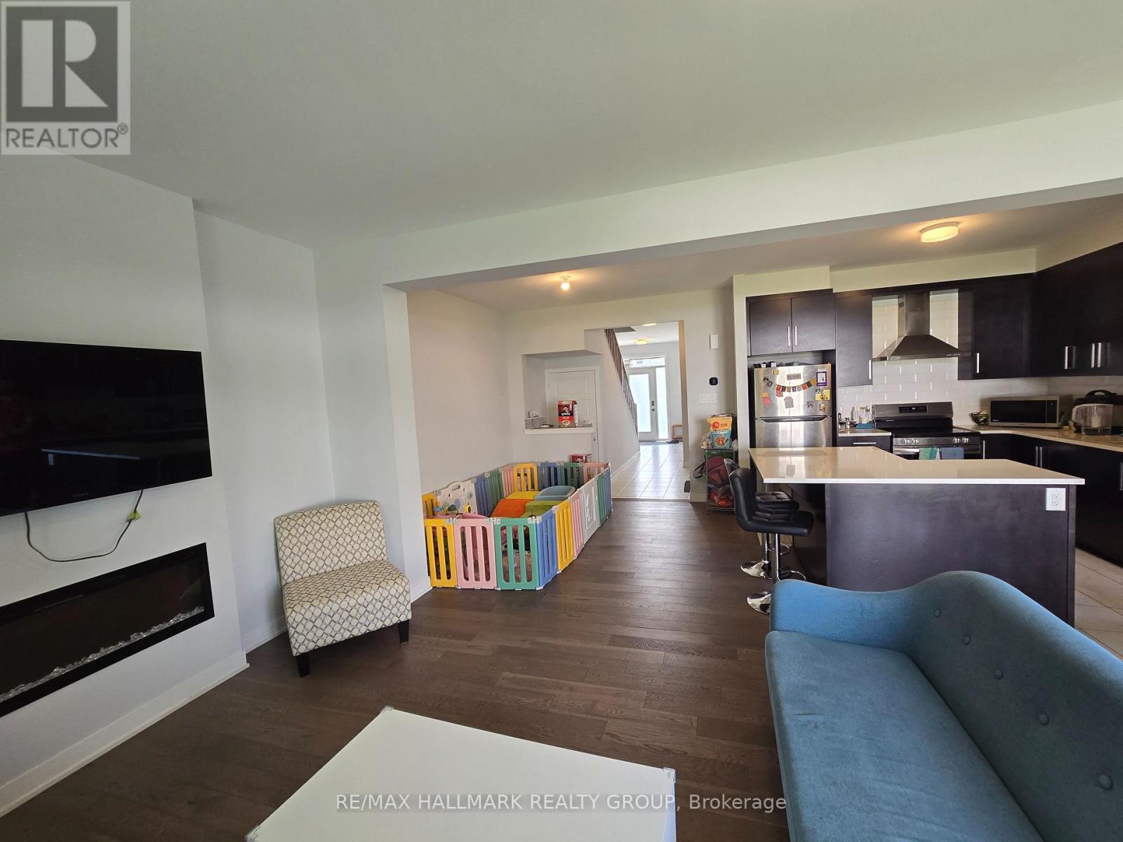 646 Fenwick Way Property Photo 11