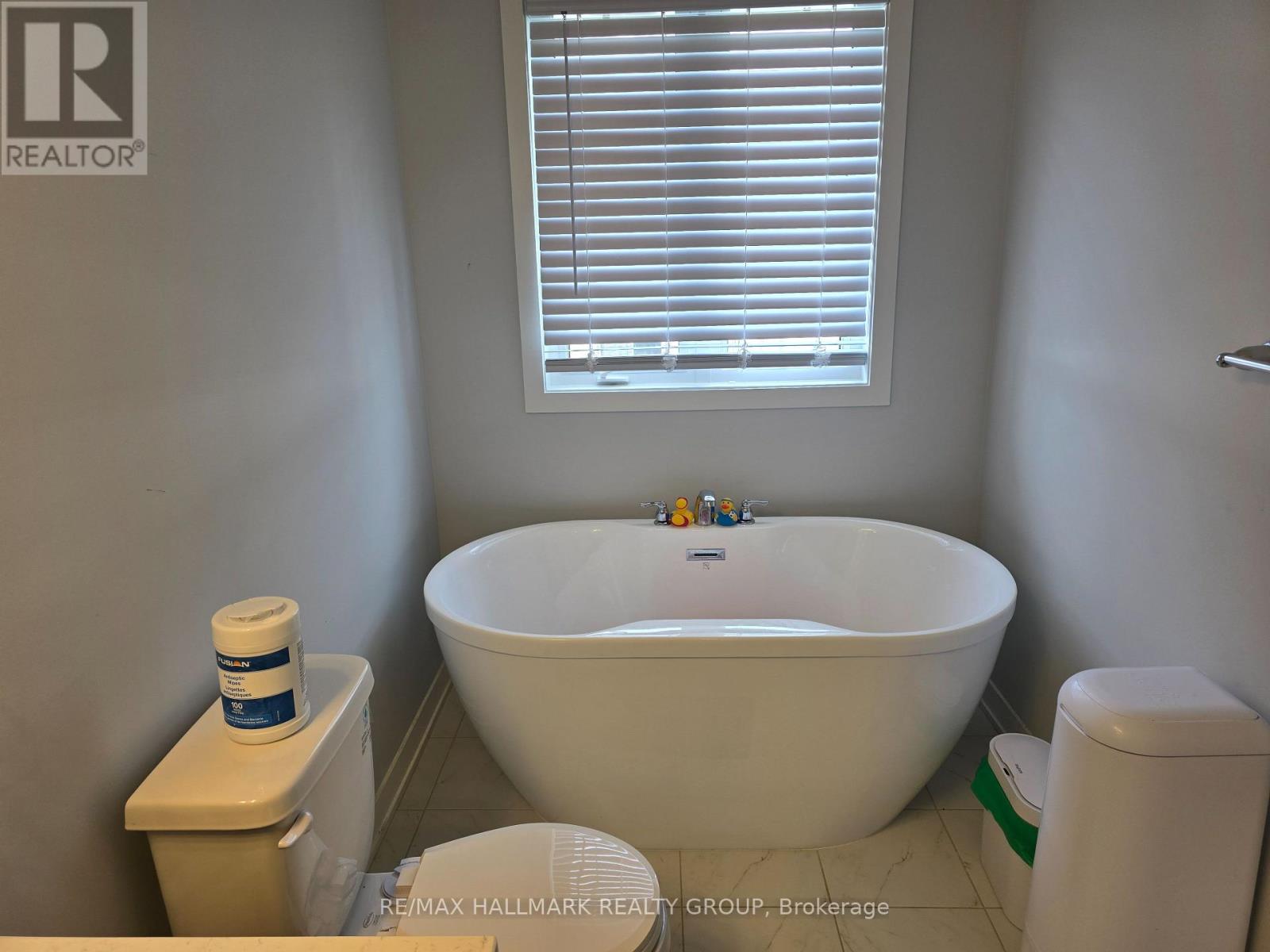 646 Fenwick Way Property Photo 18