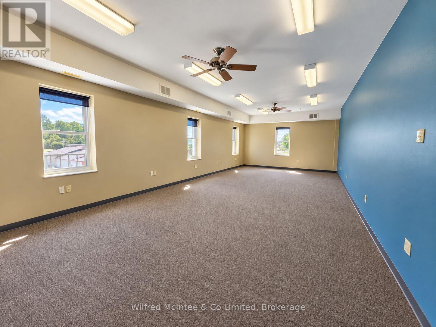 152 Josephine Street Property Photo 8