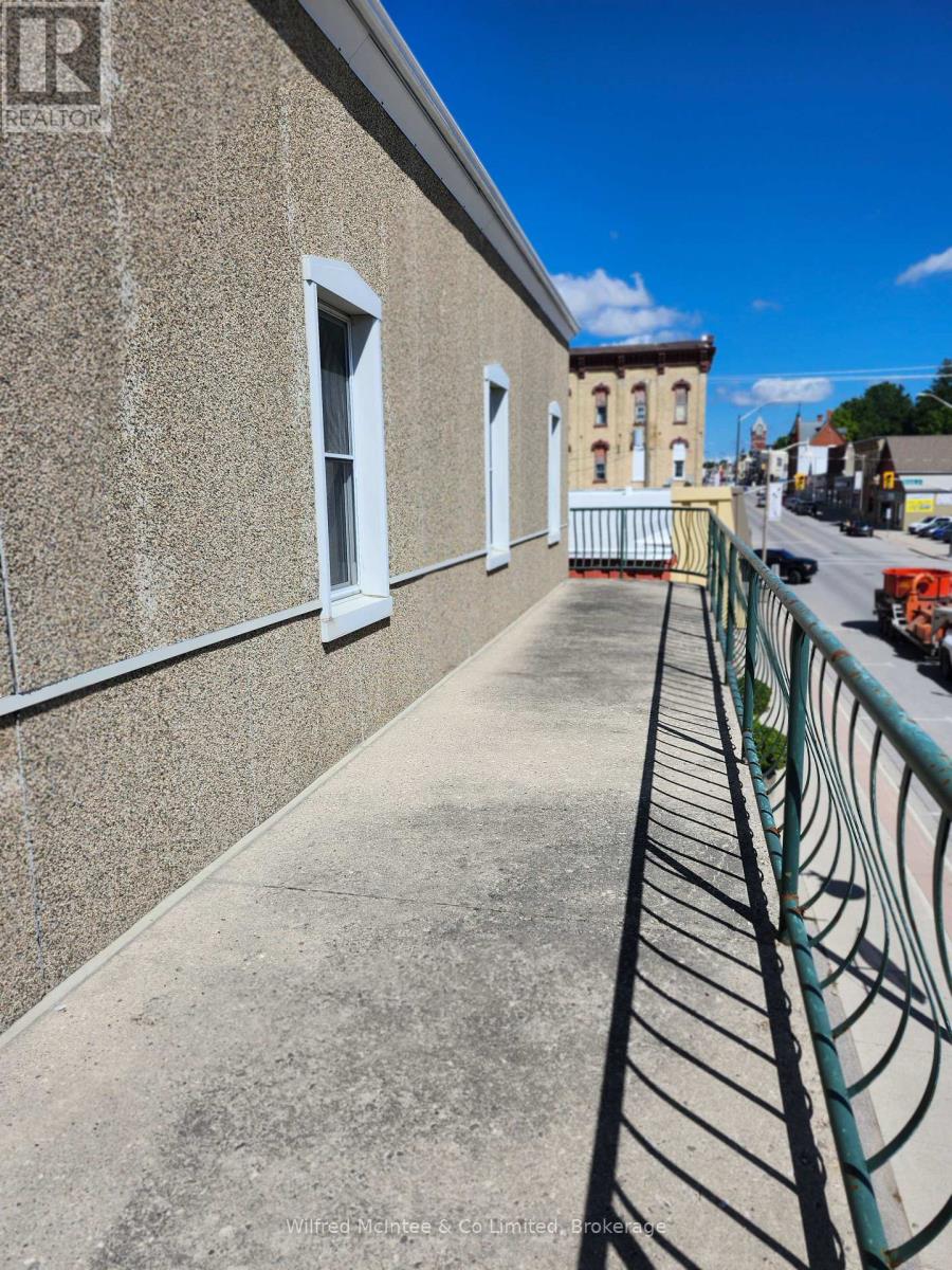 152 Josephine Street Property Photo 12