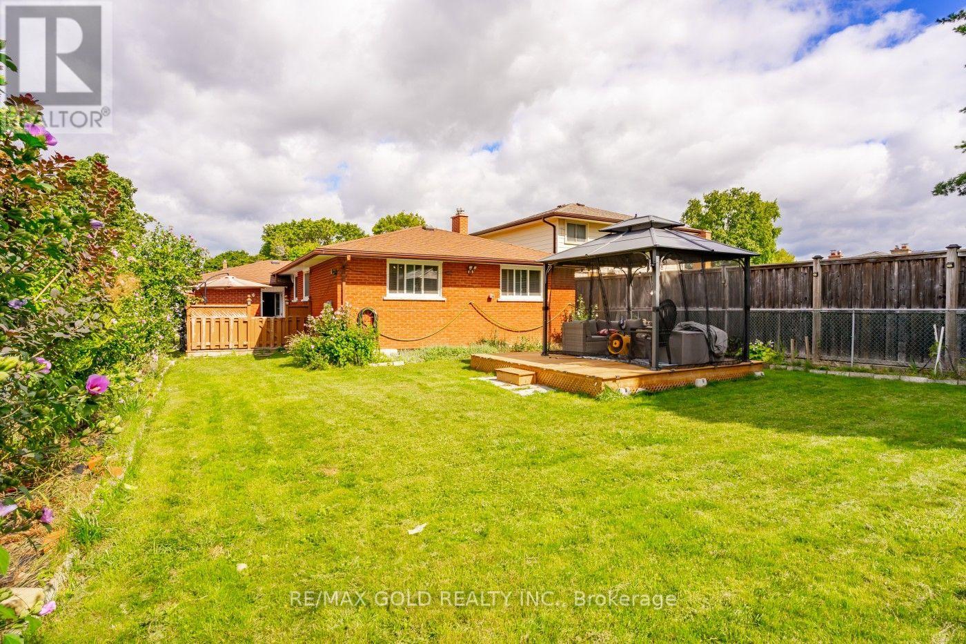 55 Ramblewood Way Property Photo 35