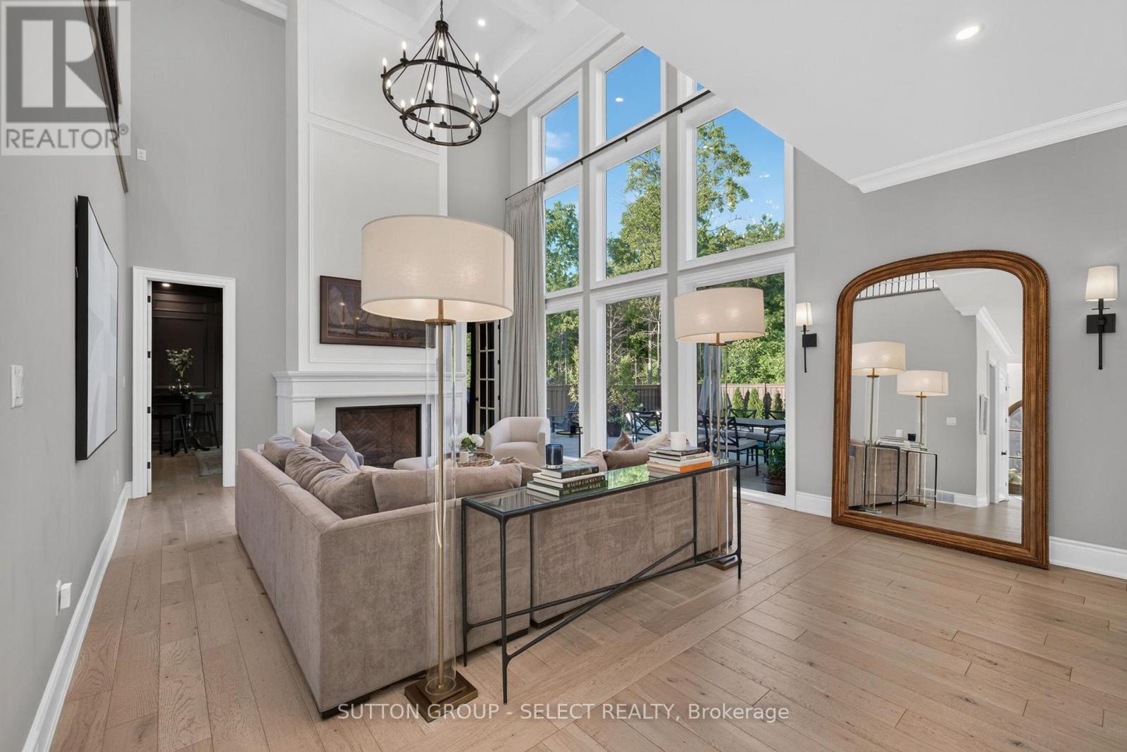 1764 Upper West Avenue Property Photo 8