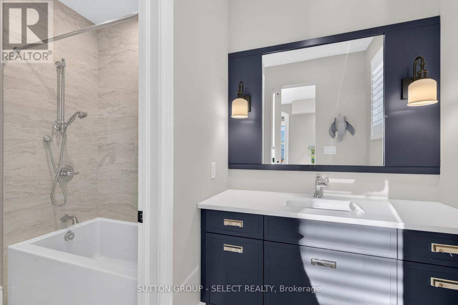 1764 Upper West Avenue Property Photo 27