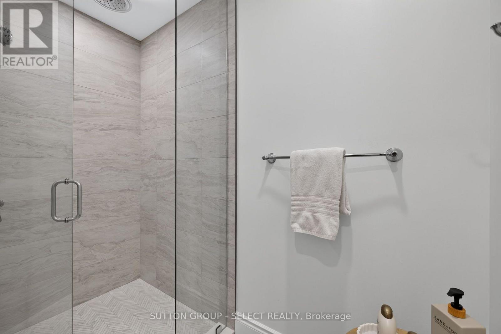 1764 Upper West Avenue Property Photo 30