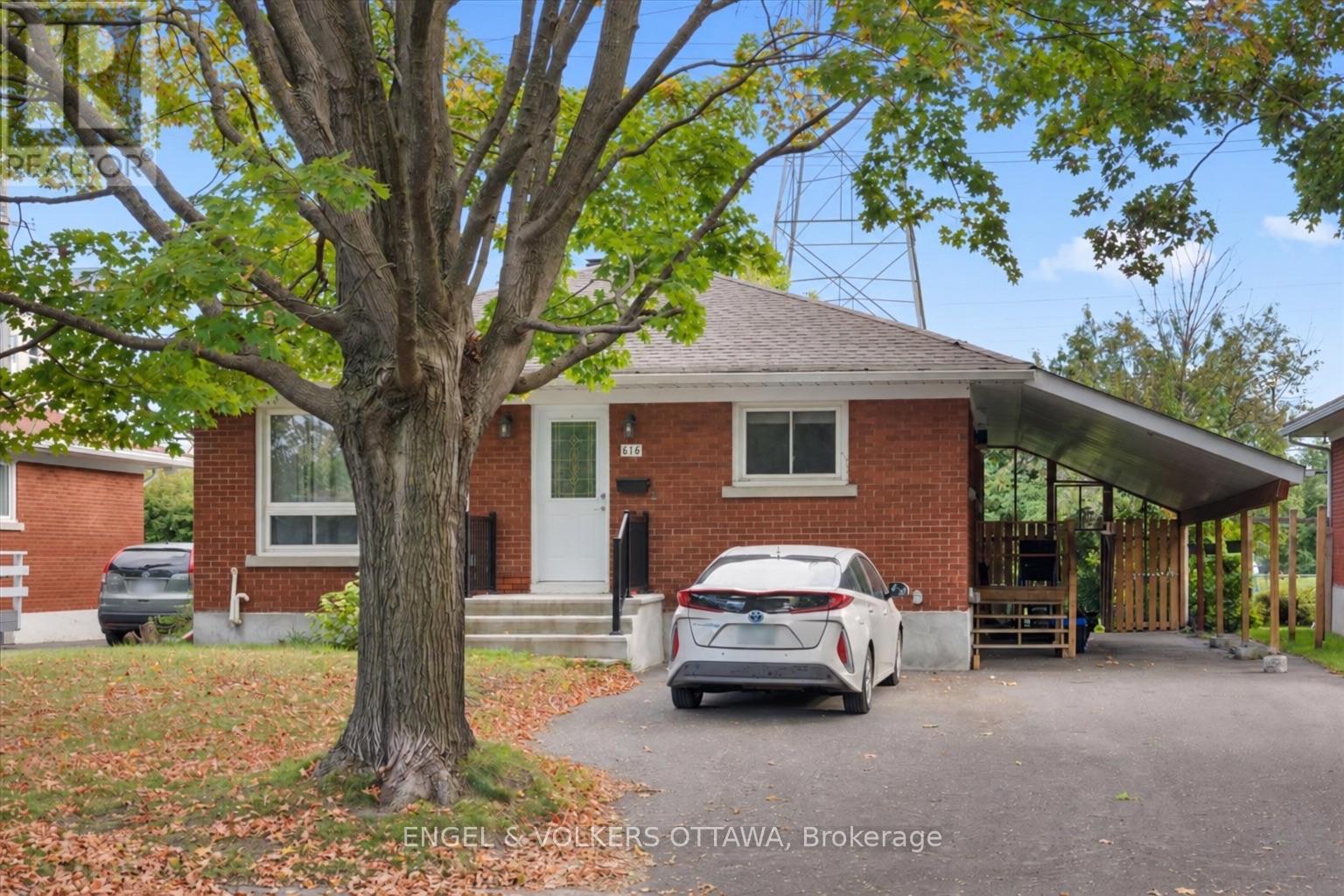 B - 616 BROWNING AVENUE Property Photo 1