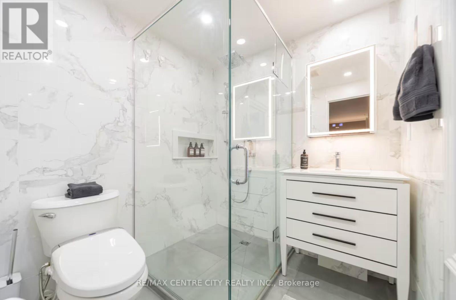 568 Nottinghill Road Property Photo 15