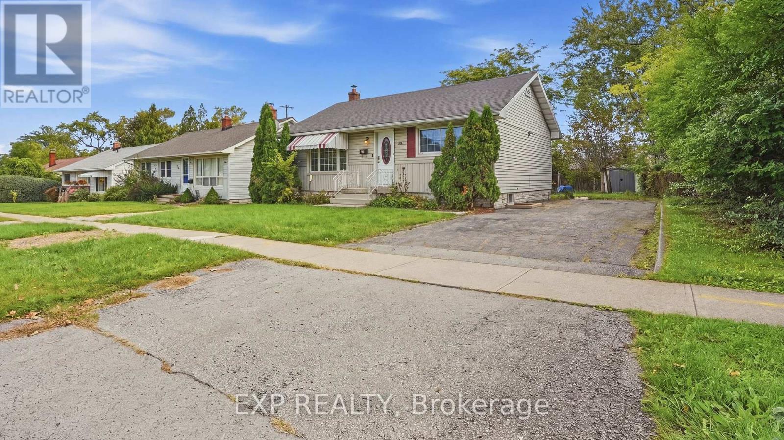 123 JACOBSON AVENUE