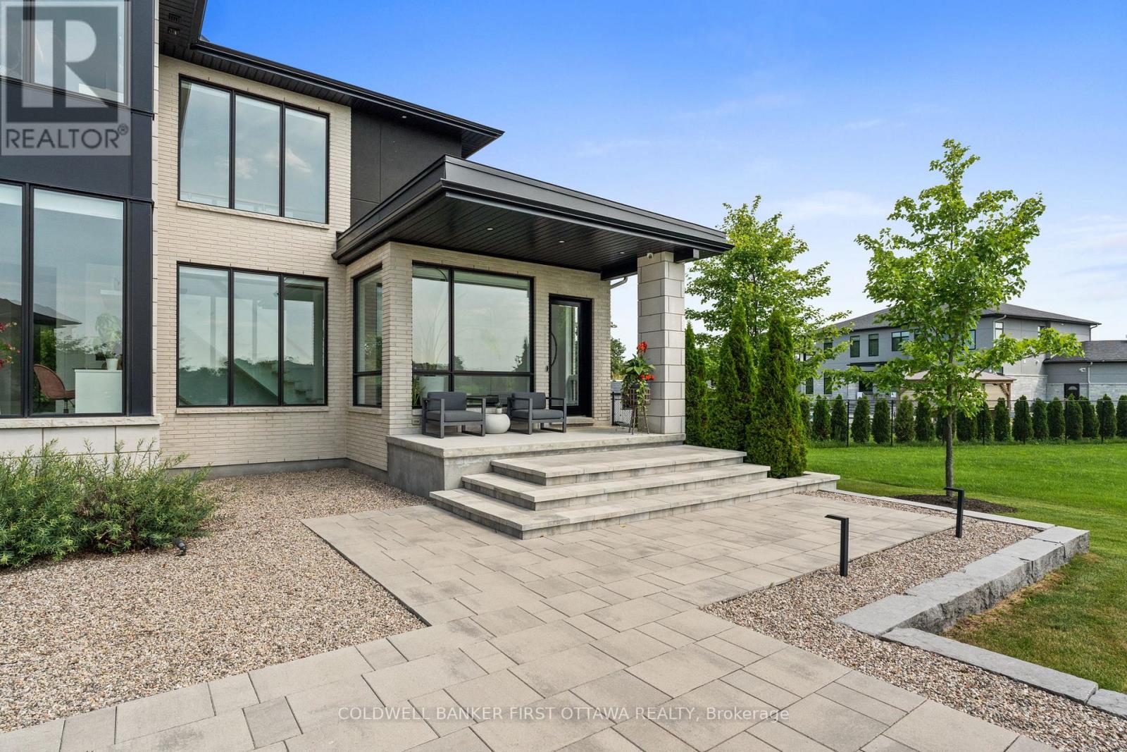 500 Leimerk Court Property Photo 4