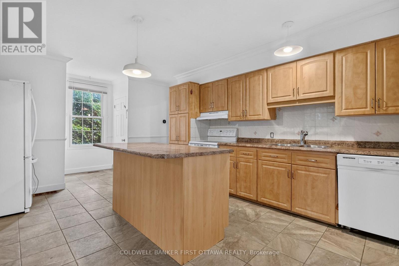 9 Maud Street Property Photo 5