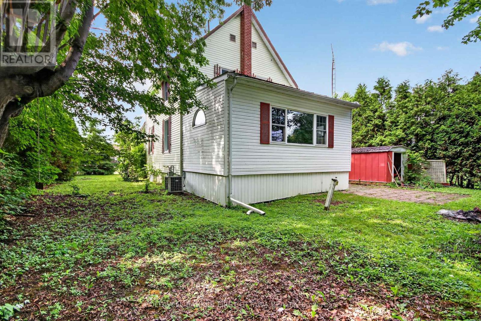 9 Maud Street Property Photo 21