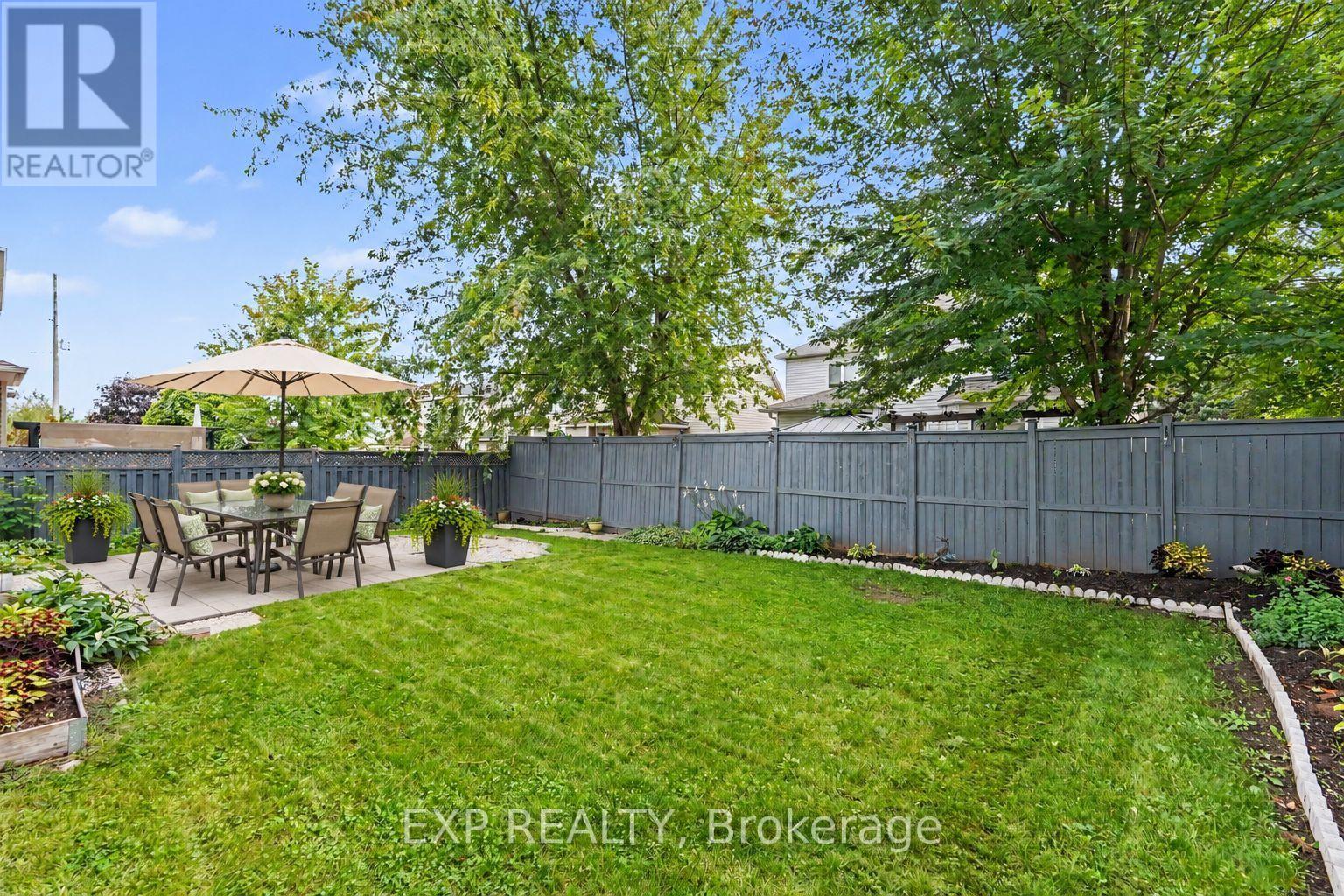 203 Harbour View Street Property Photo 27