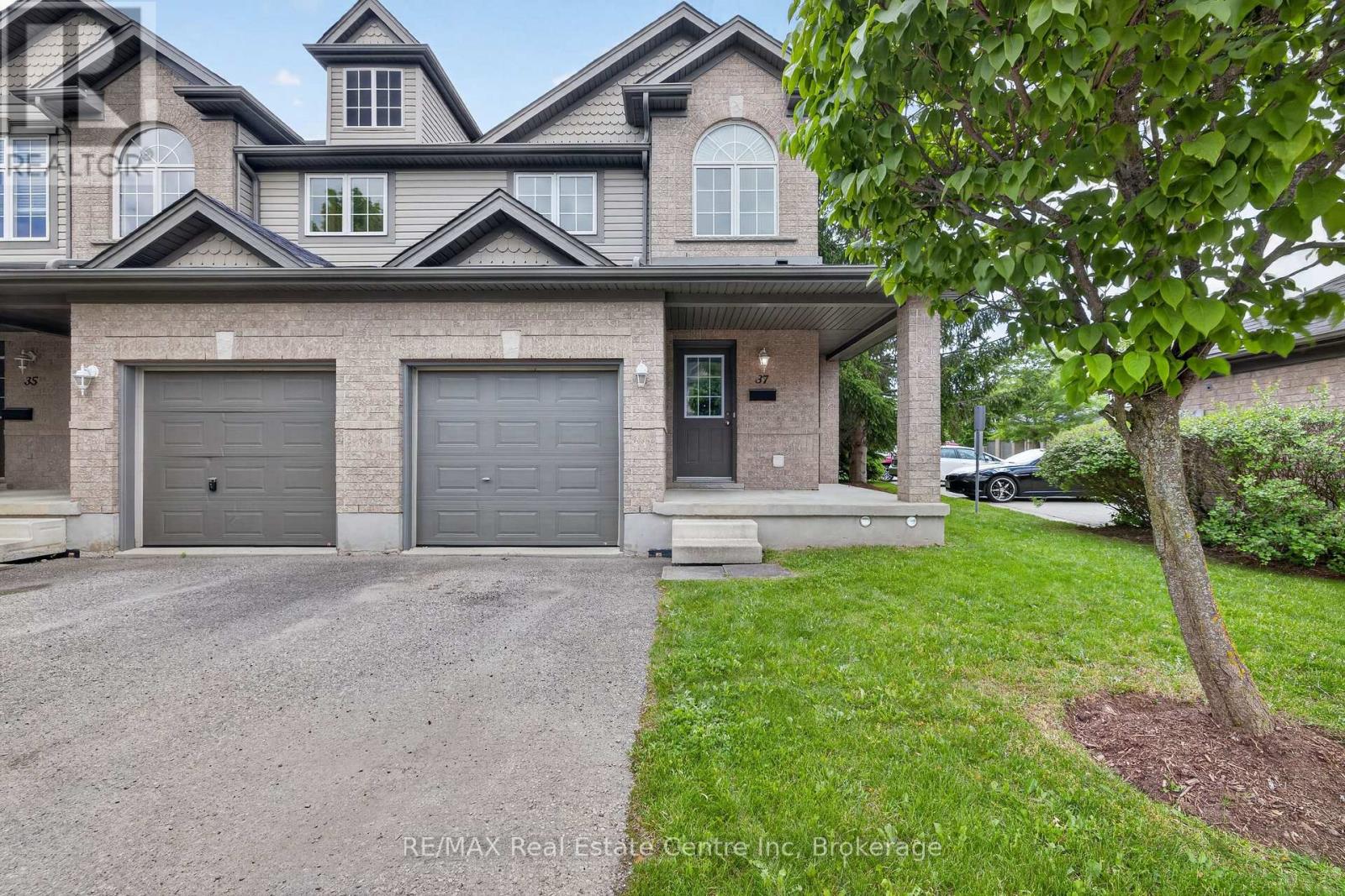 37 - 30 VAUGHAN STREET Property Photo 1