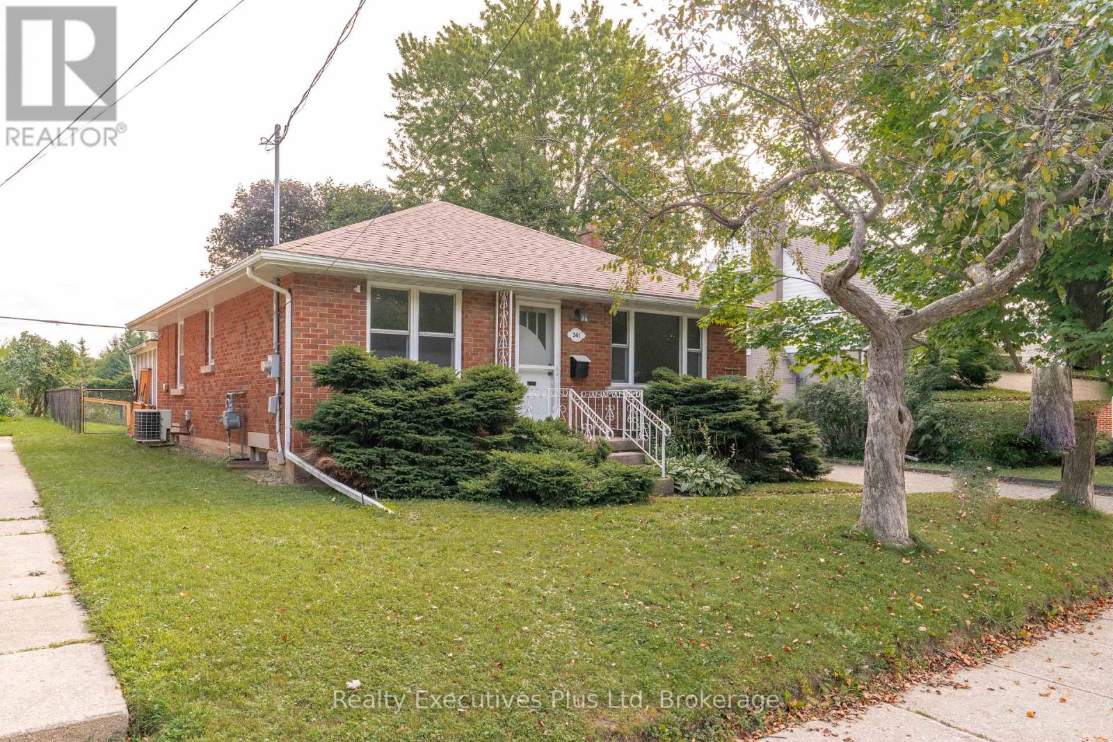 361 Metcalfe Street Property Photo 1
