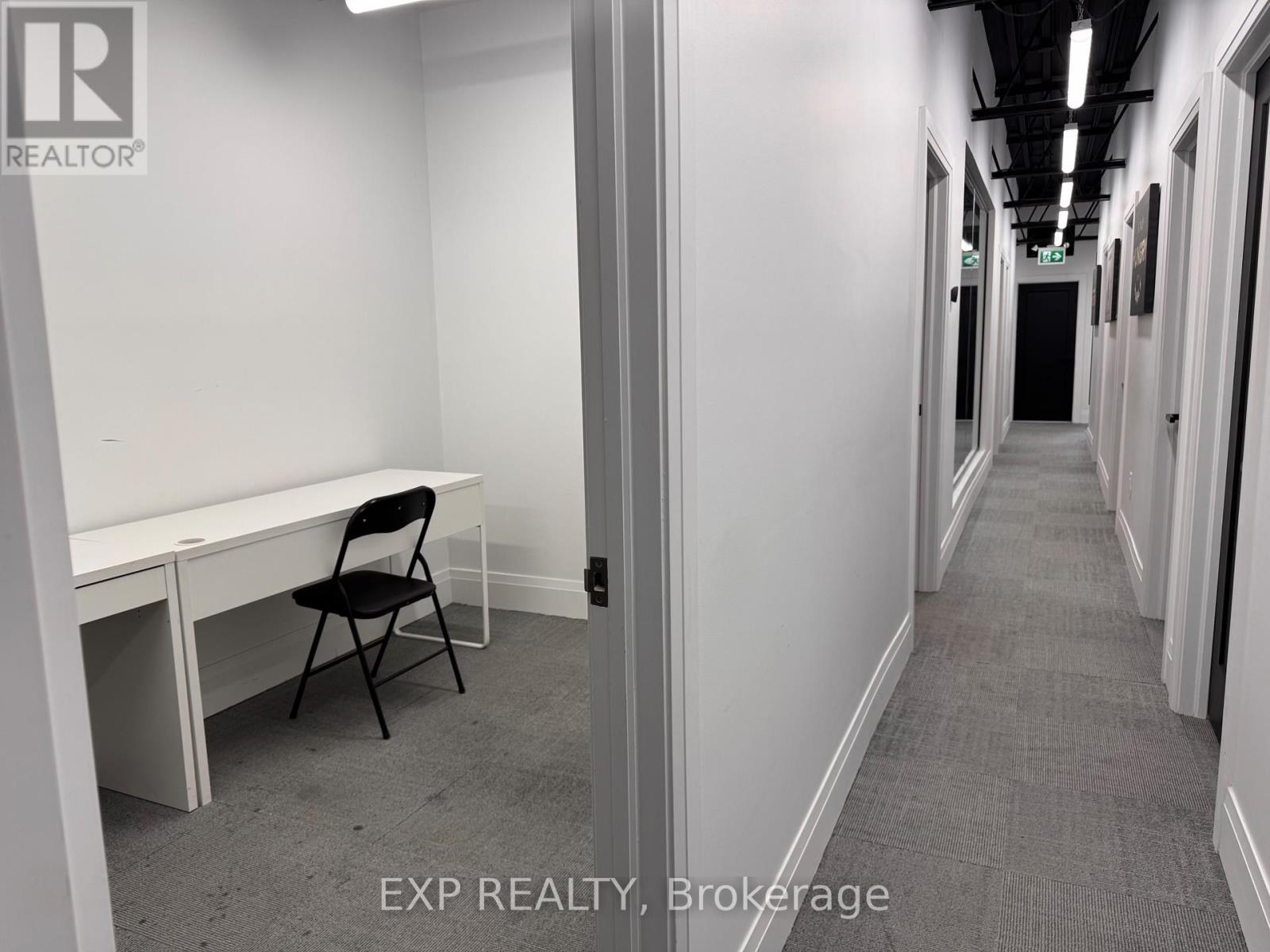 Office #1 - 156 Parkdale Avenue N Property Photo 1