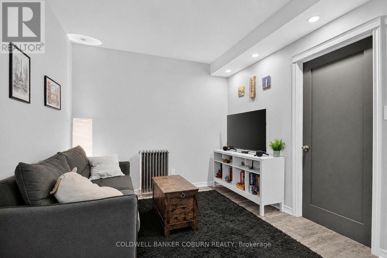 698 Cooper Street Property Photo 25