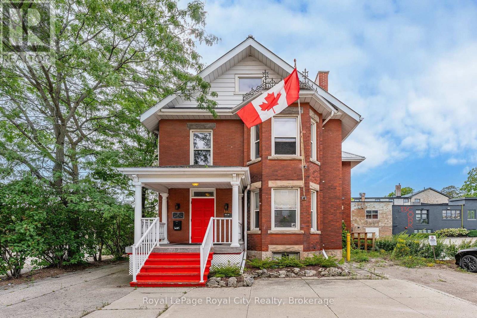 15 Cork Street E Property Photo 3