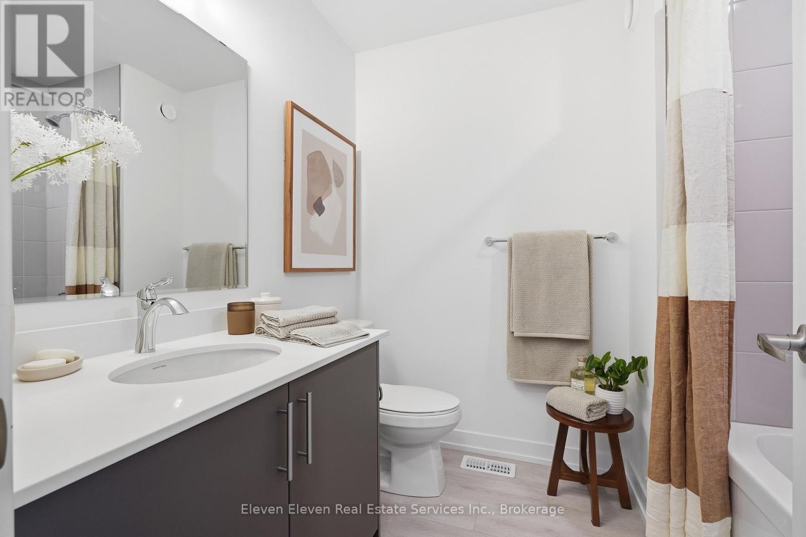 54 - 331 Clair Road E Property Photo 14