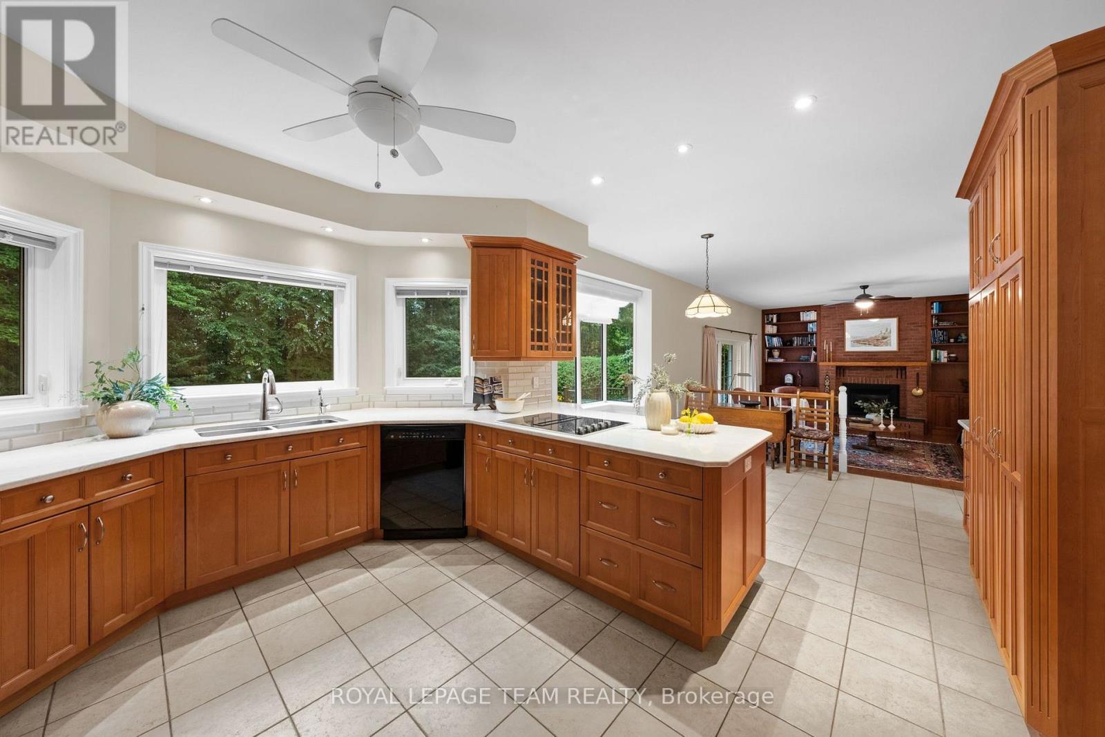 1264 Potter Drive Property Photo 11