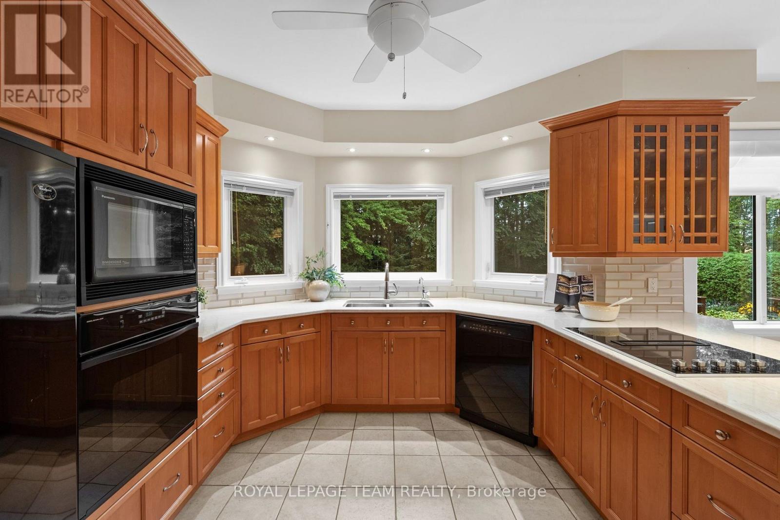 1264 Potter Drive Property Photo 12