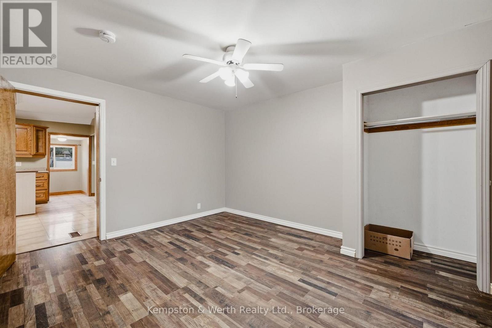 485 Wallace Avenue S Property Photo 16