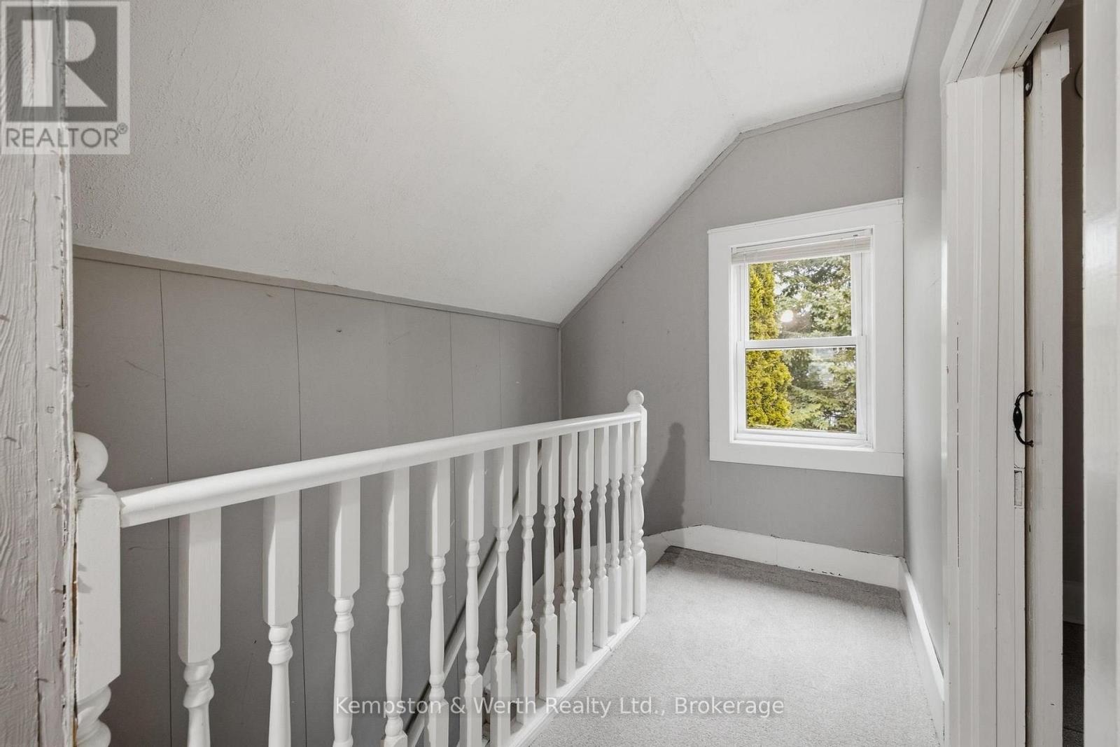 485 Wallace Avenue S Property Photo 21