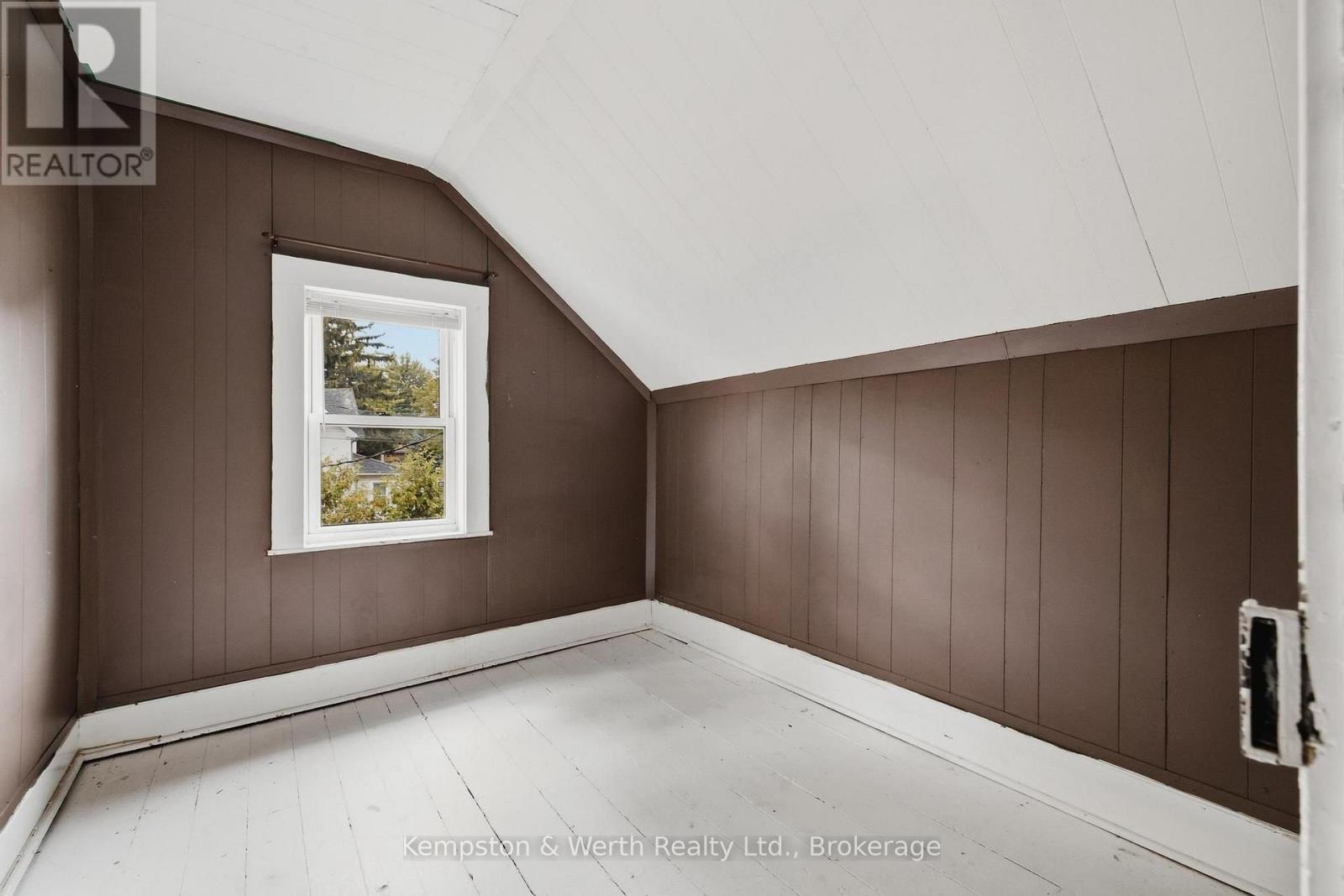 485 Wallace Avenue S Property Photo 25