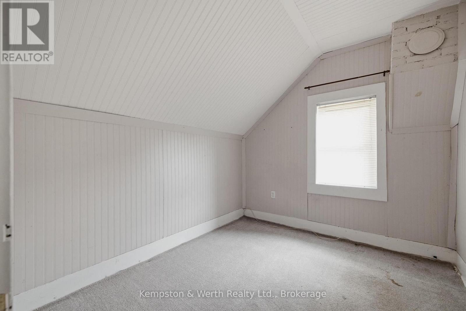 485 Wallace Avenue S Property Photo 26