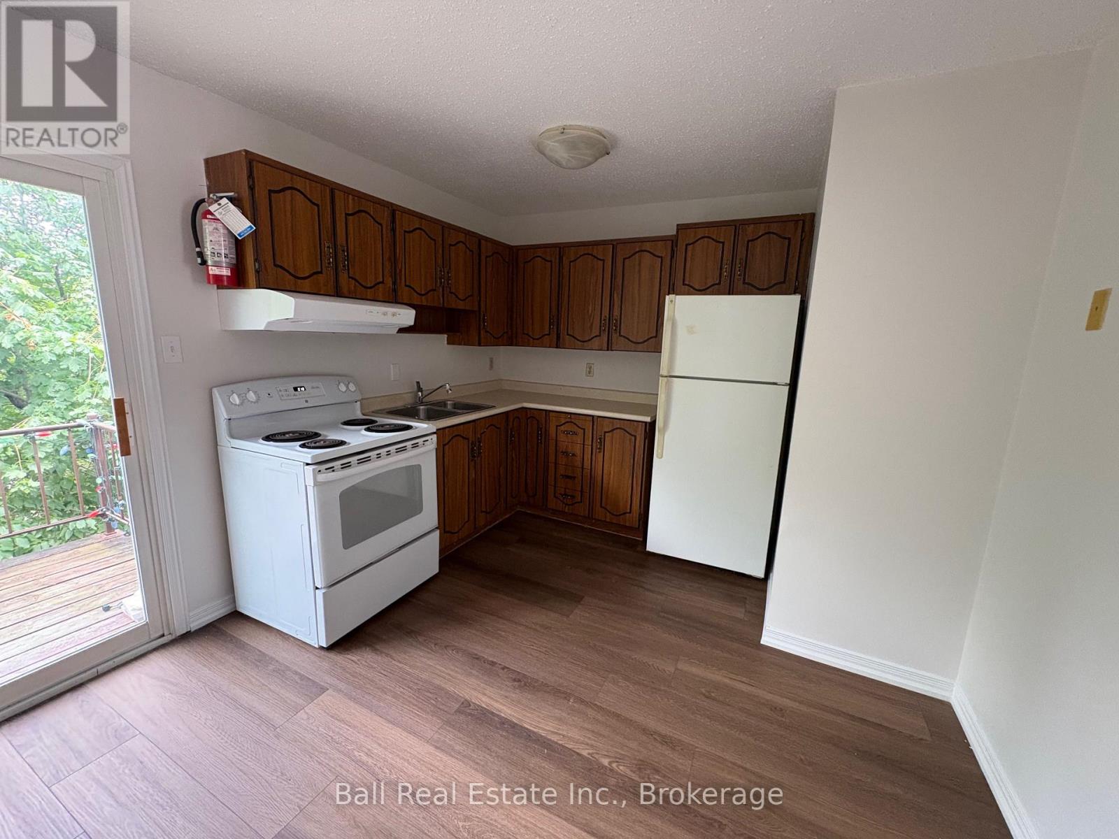 2 - 48 Anne Street Property Photo 2