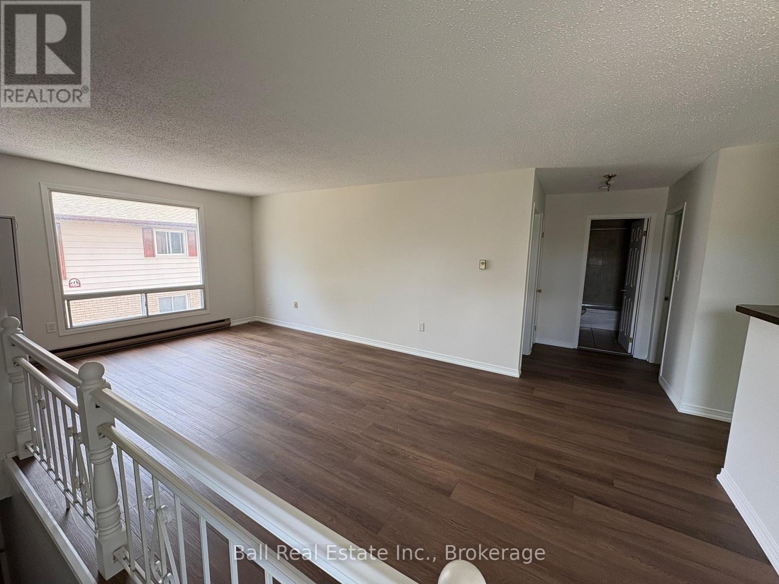 2 - 48 Anne Street Property Photo 4