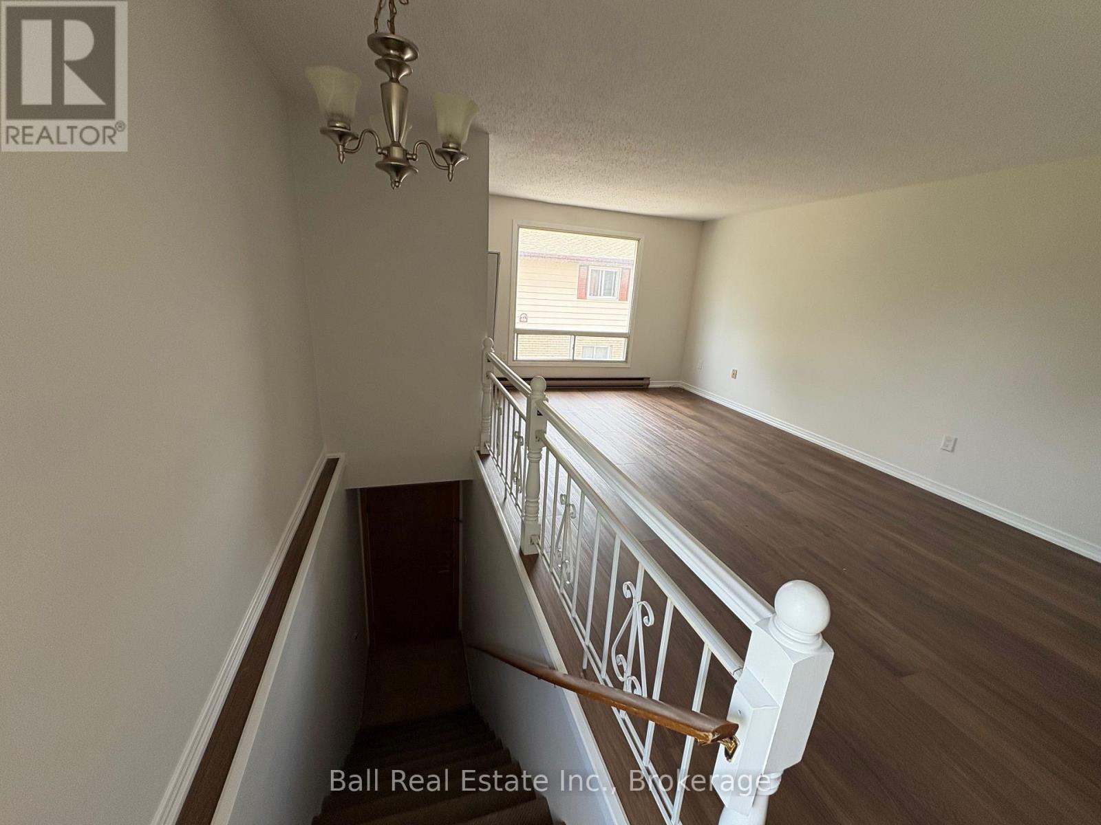 2 - 48 Anne Street Property Photo 5