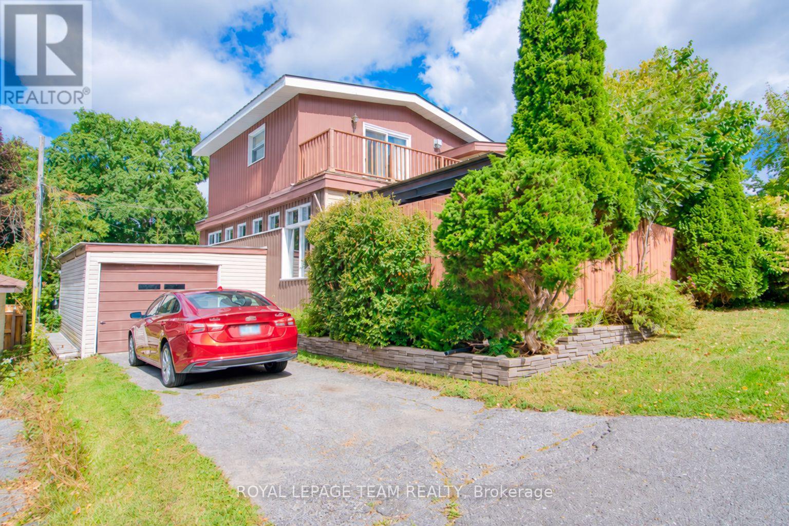 220 Ancaster Avenue Property Photo 6