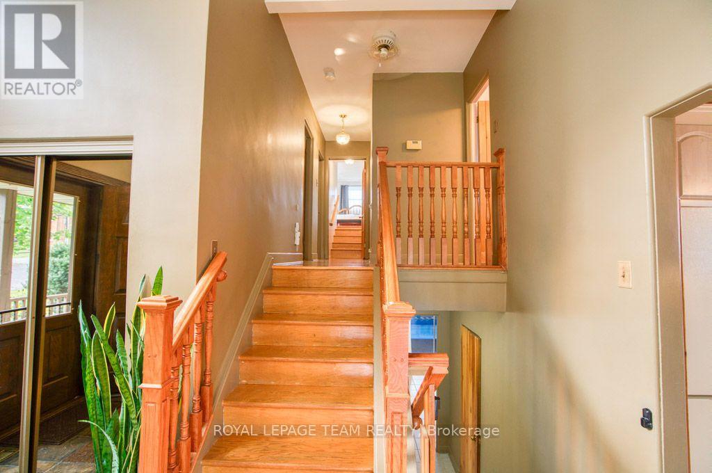 220 Ancaster Avenue Property Photo 20
