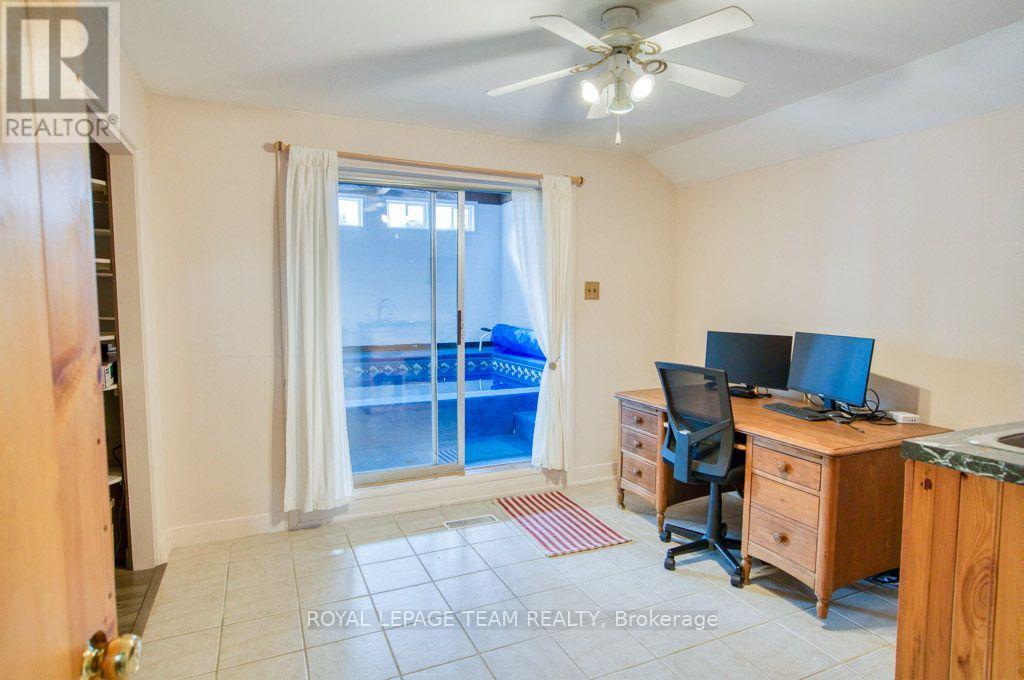 220 Ancaster Avenue Property Photo 31