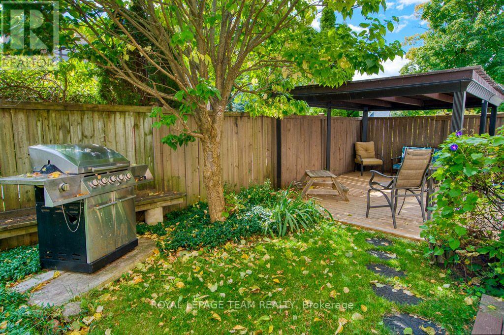220 Ancaster Avenue Property Photo 41