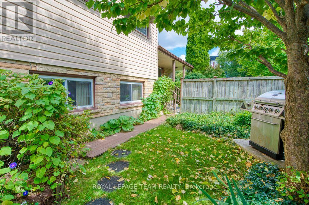 220 Ancaster Avenue Property Photo 43