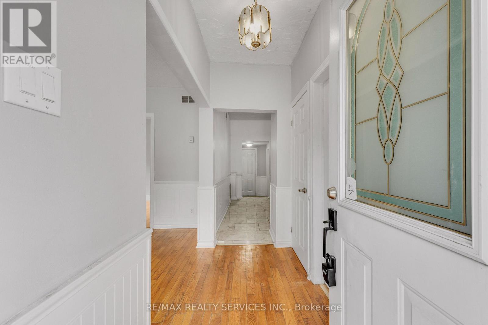 104 Hess Street S Property Photo 3