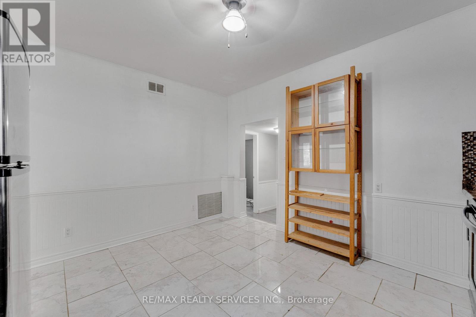 104 Hess Street S Property Photo 15