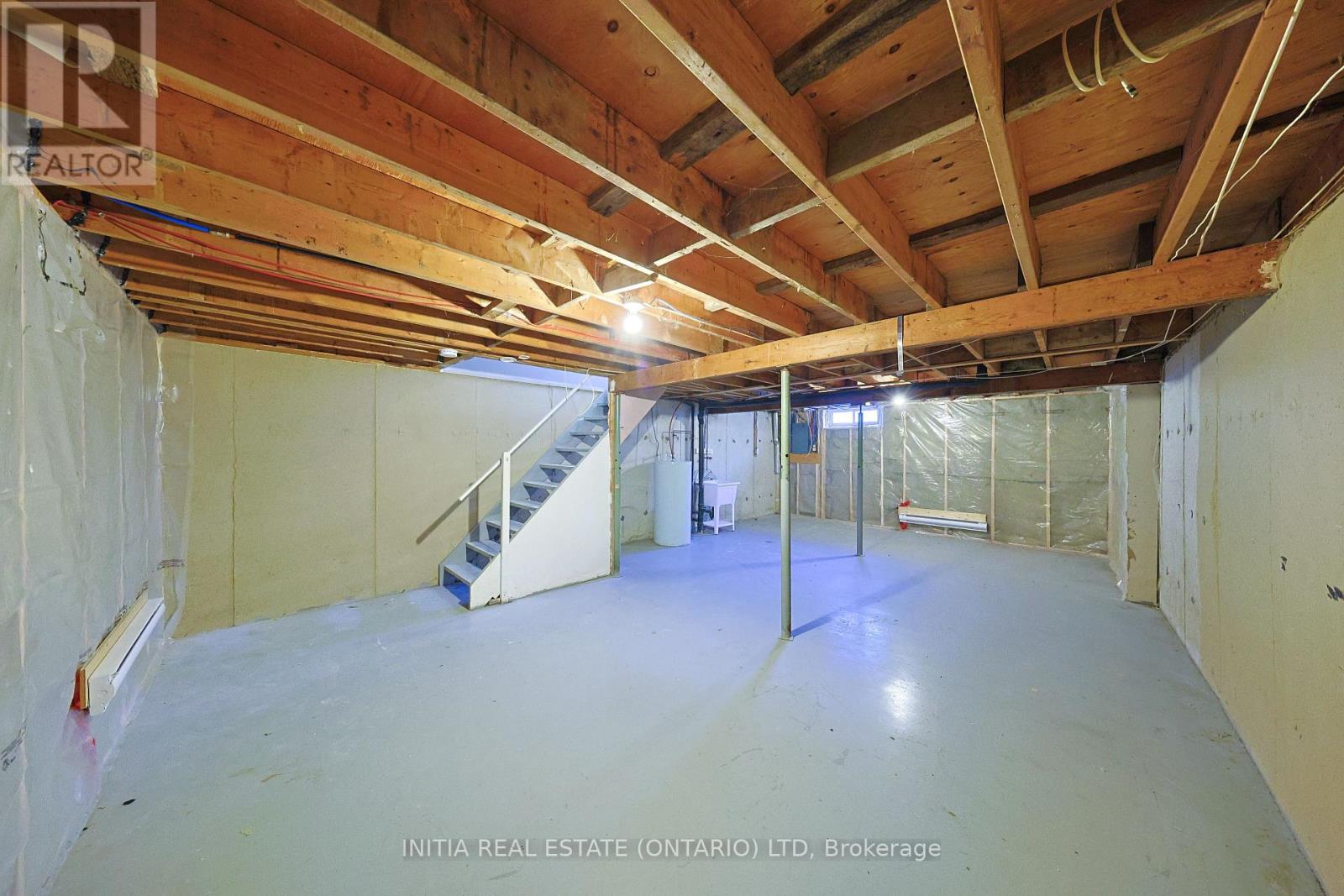 253 Hampton Avenue Property Photo 25