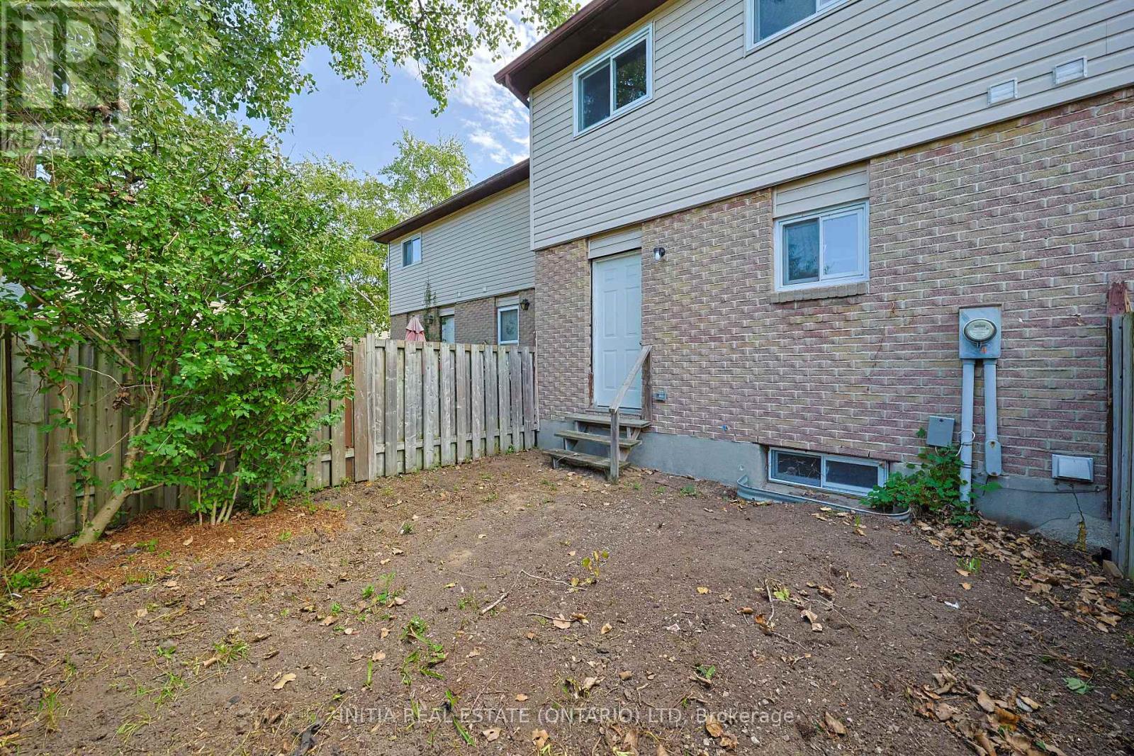 253 Hampton Avenue Property Photo 27