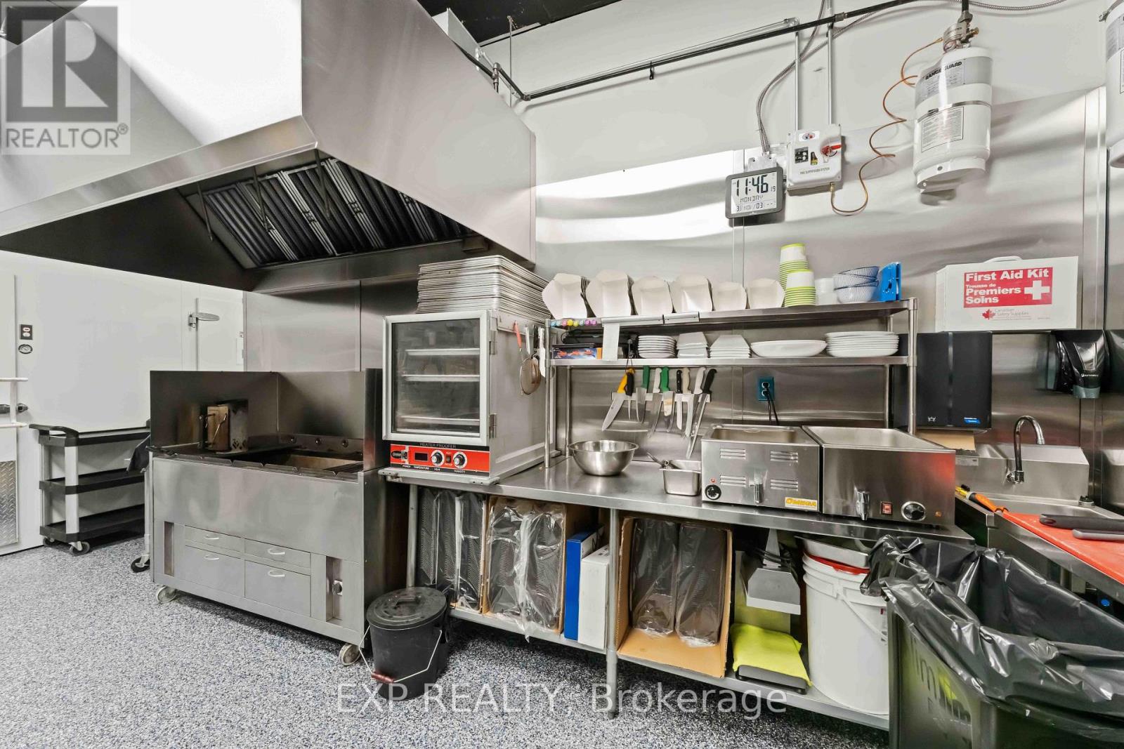 8 - 420 Hazeldean Road Property Photo 13