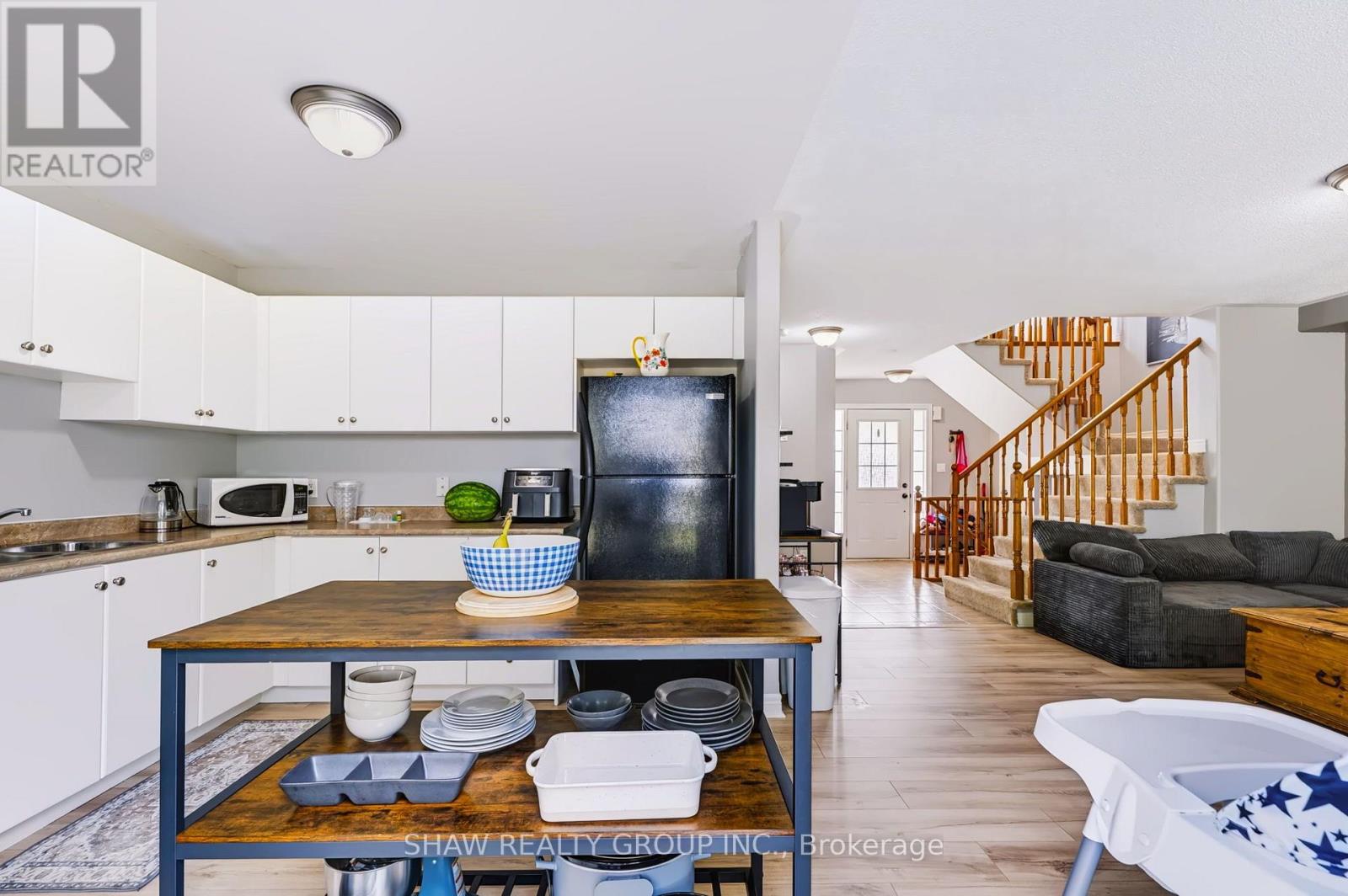 24 Fallingbrook Crescent Property Photo 18