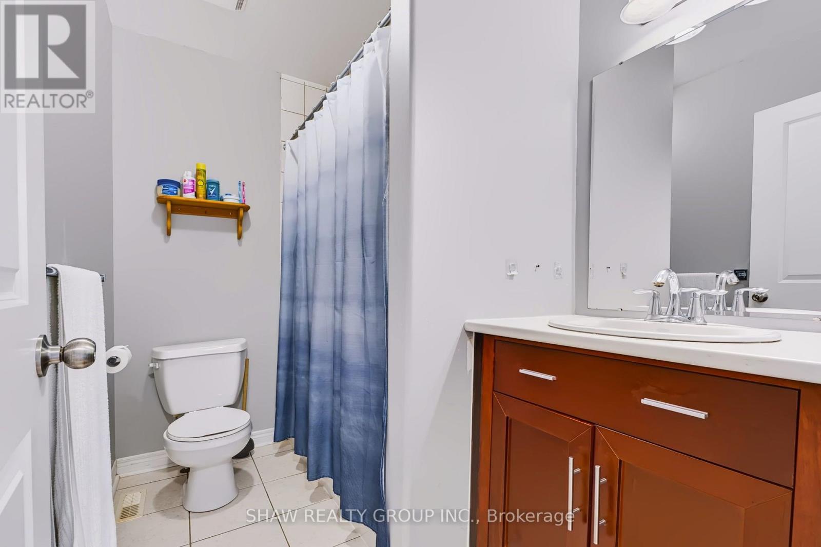 24 Fallingbrook Crescent Property Photo 25